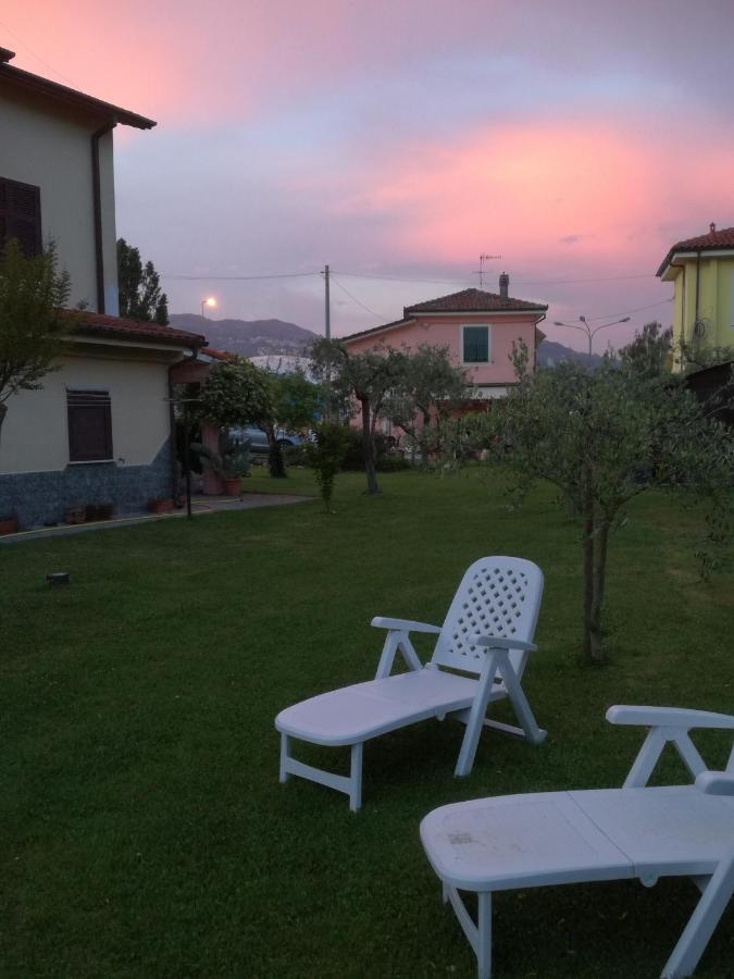 B&B La Damigiana Fioi Piano di Follo Exterior photo